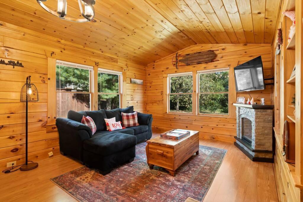 Вілла Dream Weaver Cabin Candler Екстер'єр фото