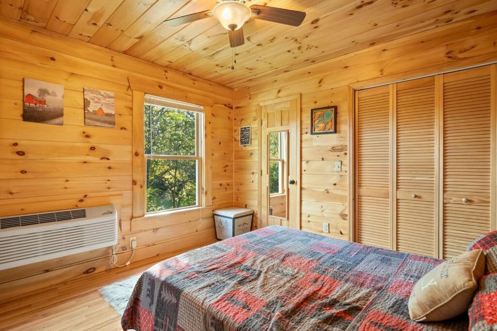 Вілла Dream Weaver Cabin Candler Екстер'єр фото